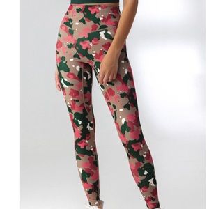 Balance Athletica - The Ascend Pant LARGE